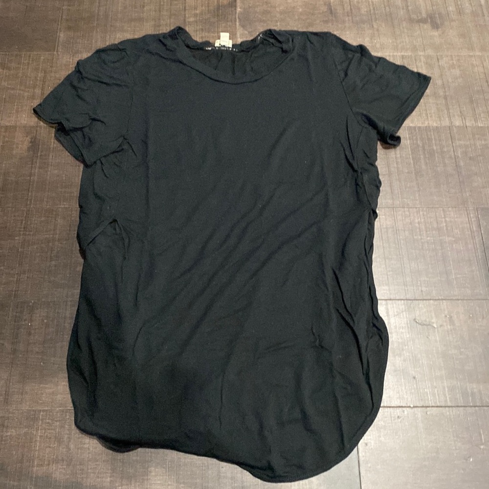 Wilfred side slit tshirt size XS